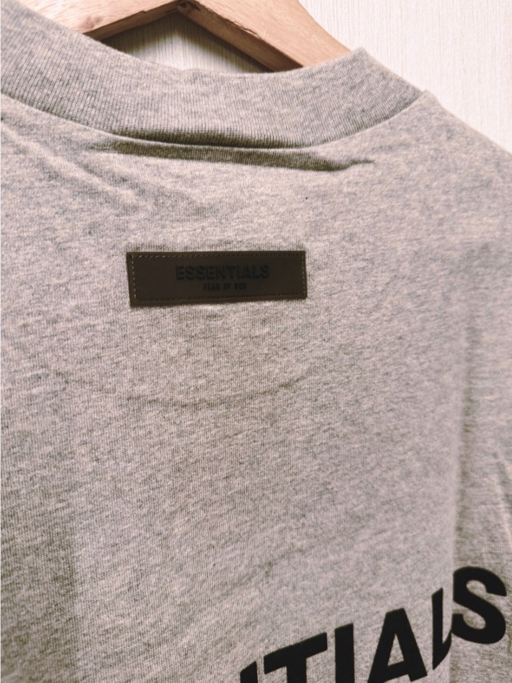 NWT Essentials Fear of God Oversized Dark Oatmeal Logo T-Shirt, Size XS - Picture 7 of 10